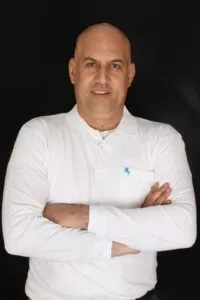 גבי צדקה טכנאי מחשבים בחולון